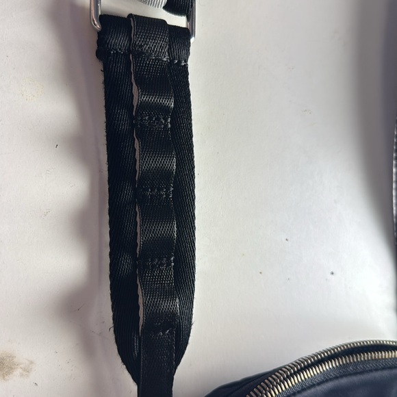 Lulu fanny pack - Picture 4 of 5